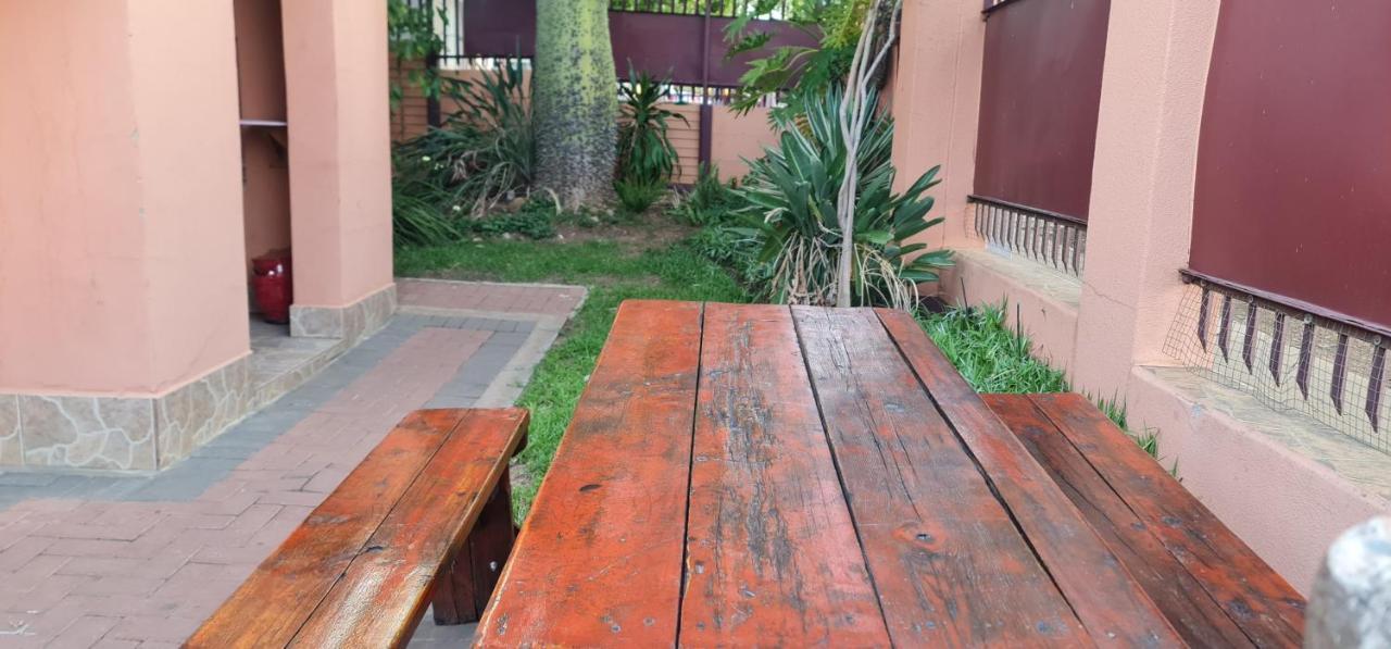 My House Guest House Pretoria Exterior photo